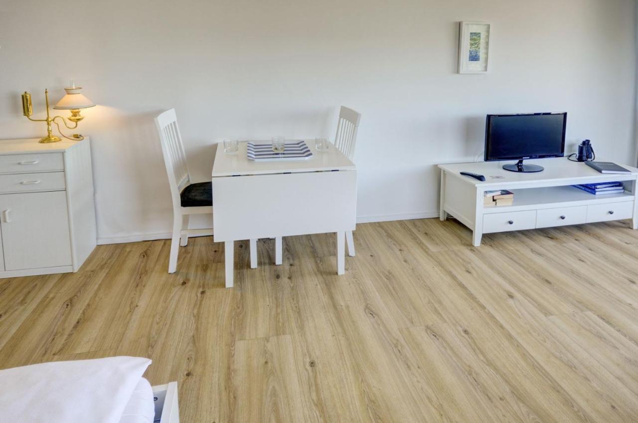 Fewo1846 Intermar - Strandbude - Studioapartment Mit Balkon Und Meerblick Glücksburg Esterno foto